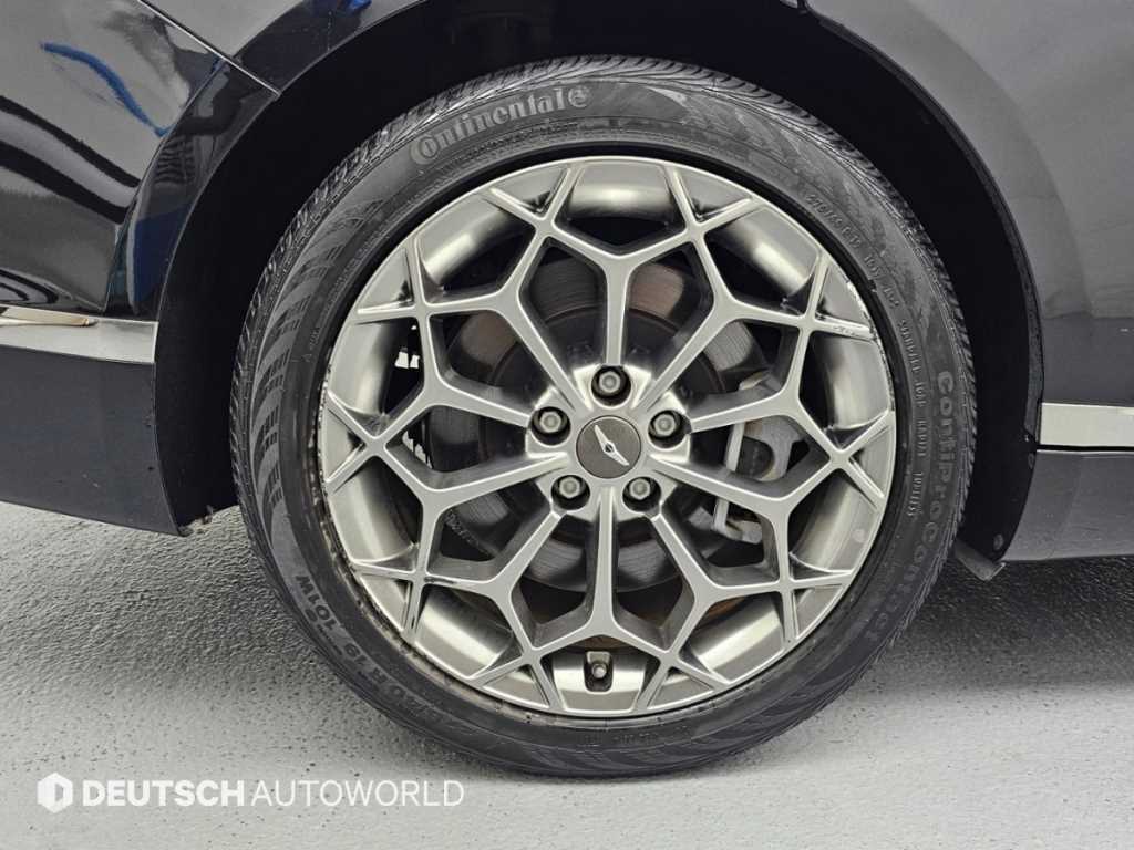 Genesis G80 — photo 05