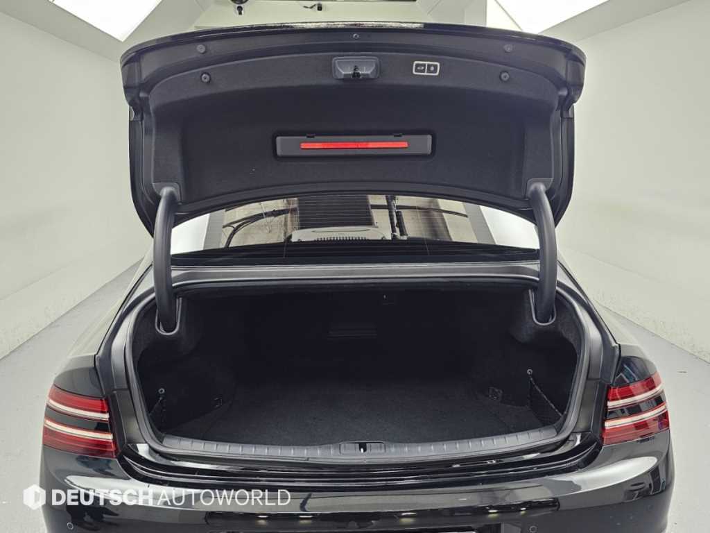Genesis G80 — photo 19