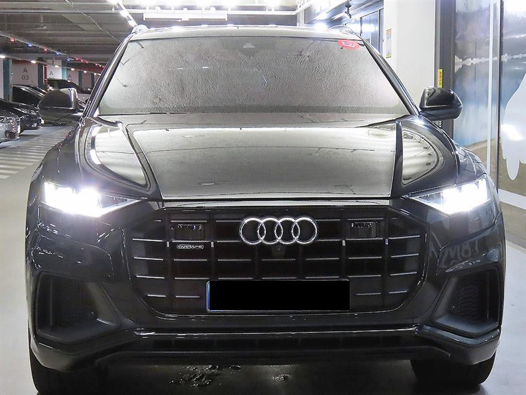 Audi Q8 — photo 02