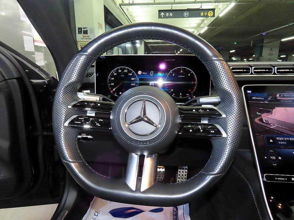 Mercedes-Benz S-Class — photo 08