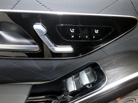 Mercedes-Benz S-Class — photo 14