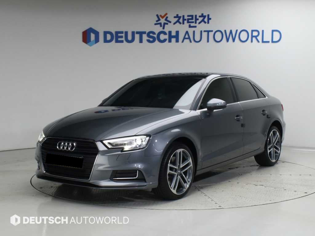Audi A3 — photo 01