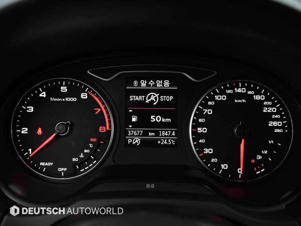 Audi A3 — photo 08