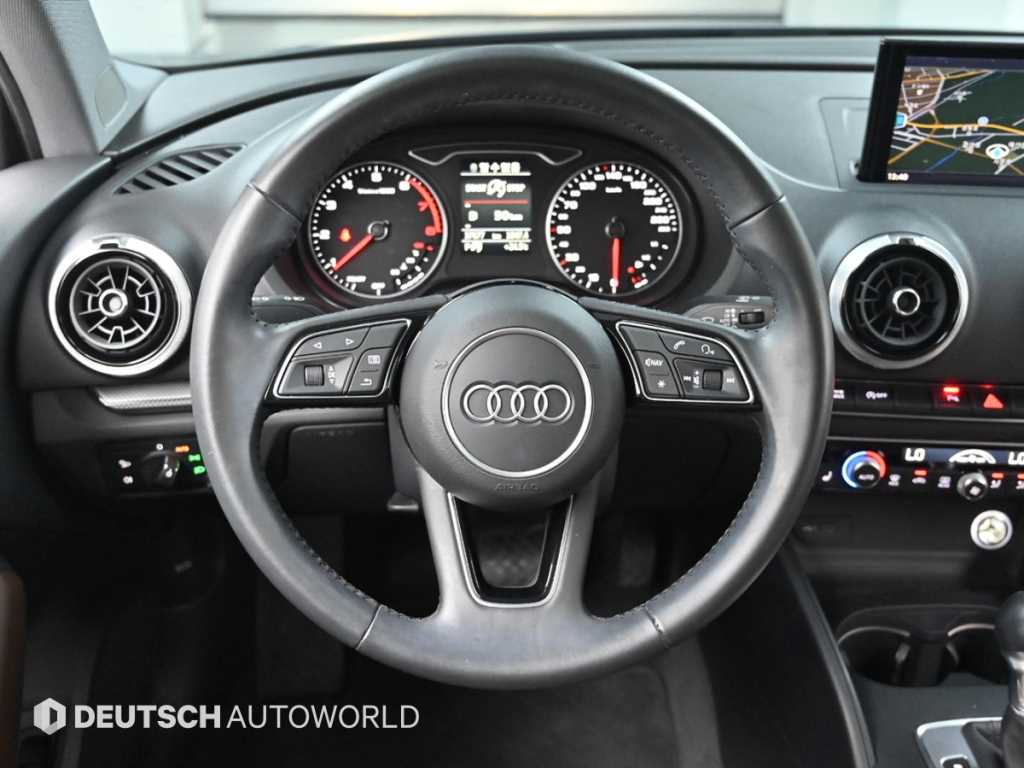 Audi A3 — photo 13