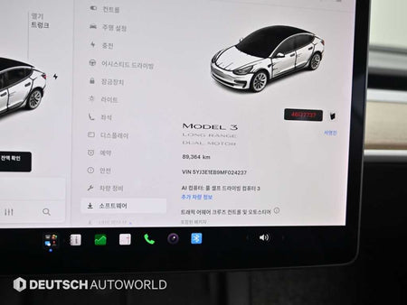 Tesla Model 3 — photo 08