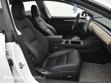 Tesla Model 3 — photo 10