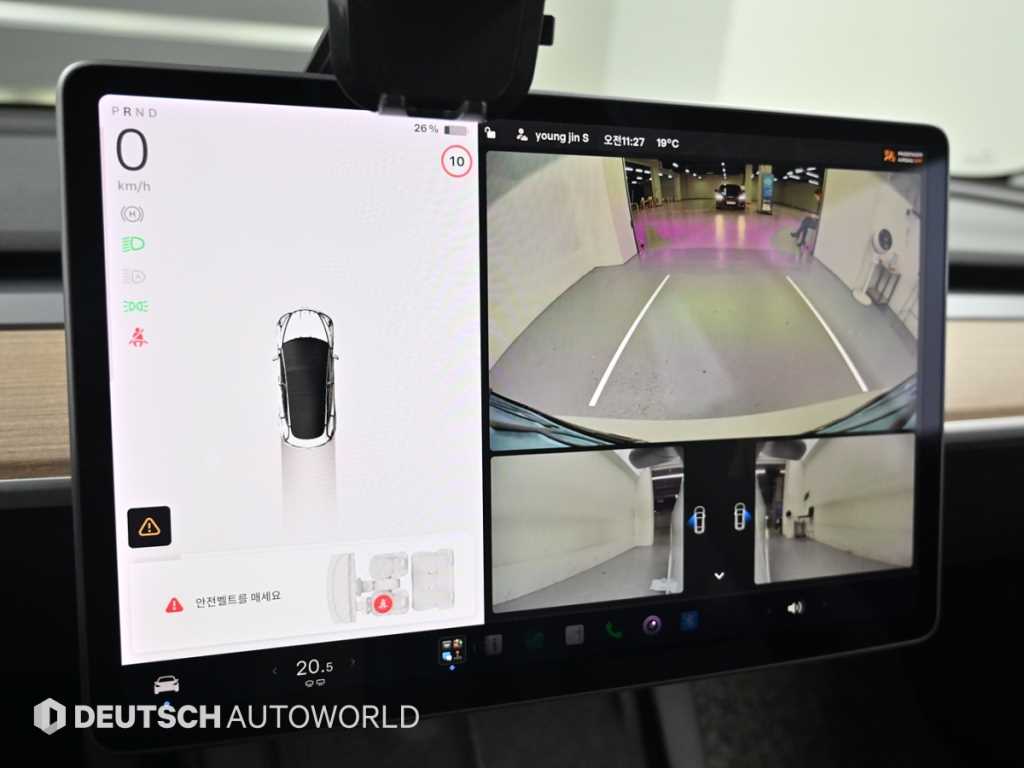 Tesla Model 3 — photo 15