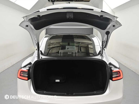Tesla Model 3 — photo 19