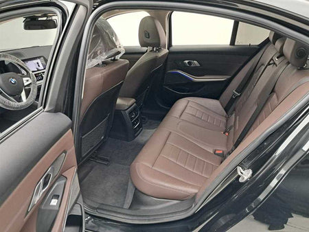 BMW 3-Series — photo 12