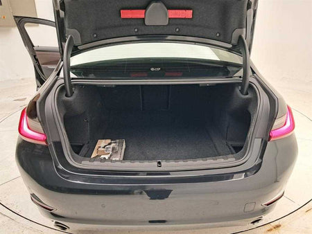 BMW 3-Series — photo 17