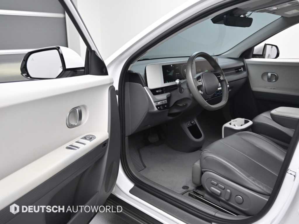 Hyundai Ioniq5 — photo 11