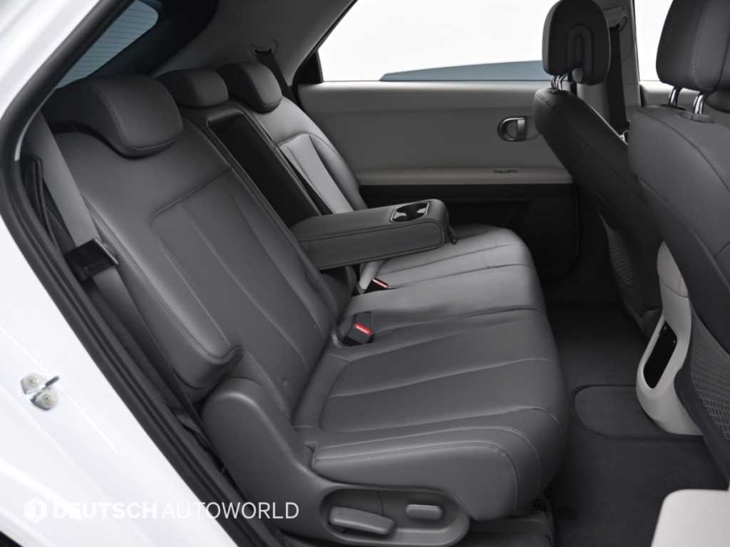 Hyundai Ioniq5 — photo 12