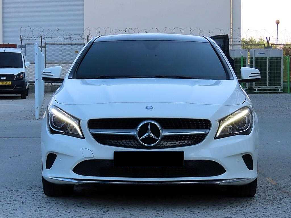 Mercedes-Benz CLA-Class — photo 01