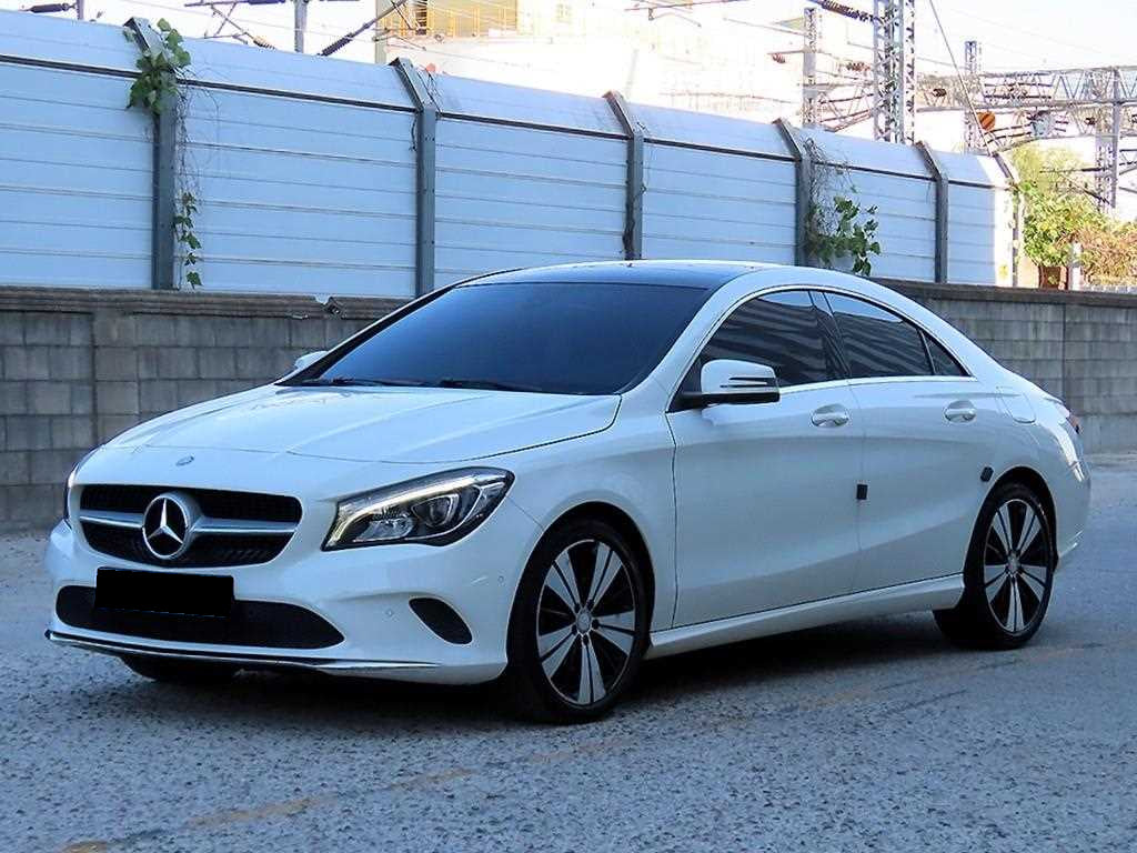 Mercedes-Benz CLA-Class — photo 02
