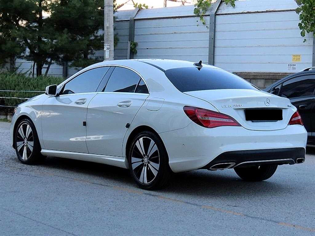 Mercedes-Benz CLA-Class — photo 03