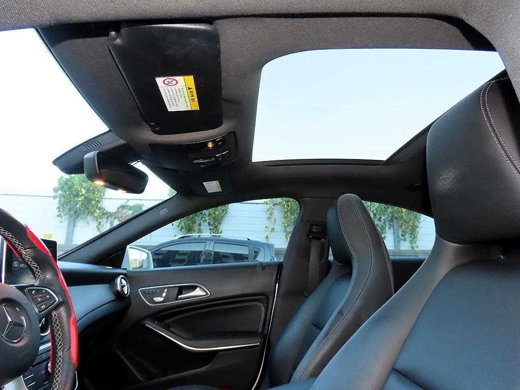 Mercedes-Benz CLA-Class — photo 16