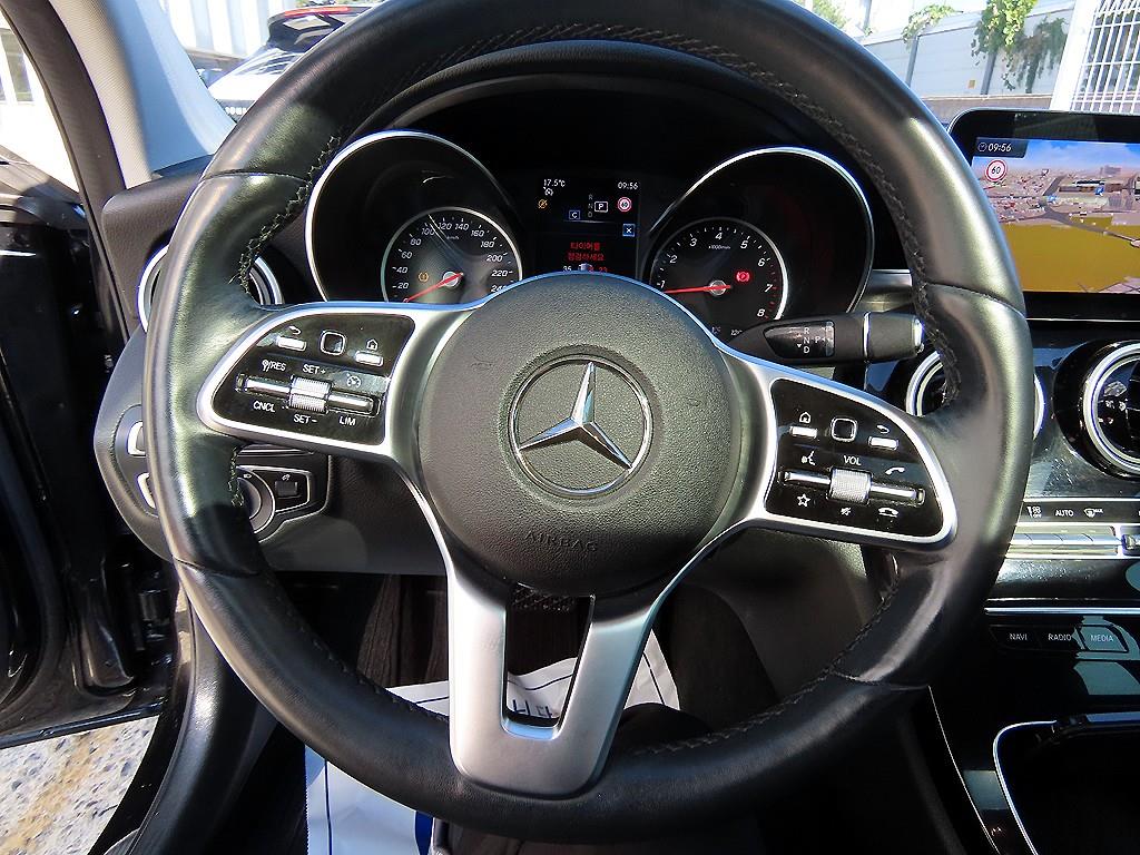 Mercedes-Benz C-Class — photo 08