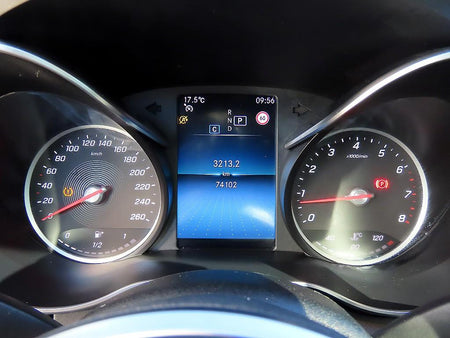 Mercedes-Benz C-Class — photo 09