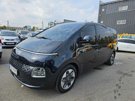 Hyundai Staria — photo 02