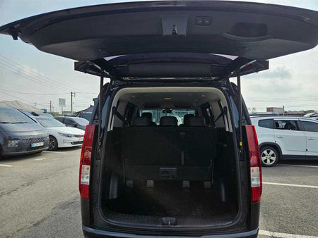 Hyundai Staria — photo 05