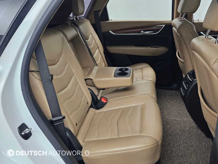 Cadillac XT5 — photo 12