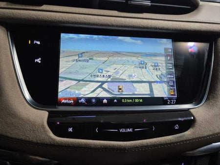 Cadillac XT5 — photo 20