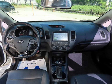 Kia K3 — photo 07