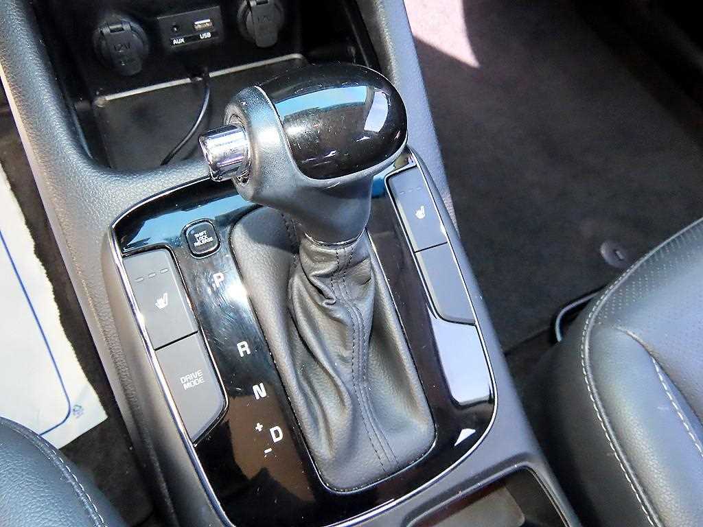 Kia K3 — photo 10