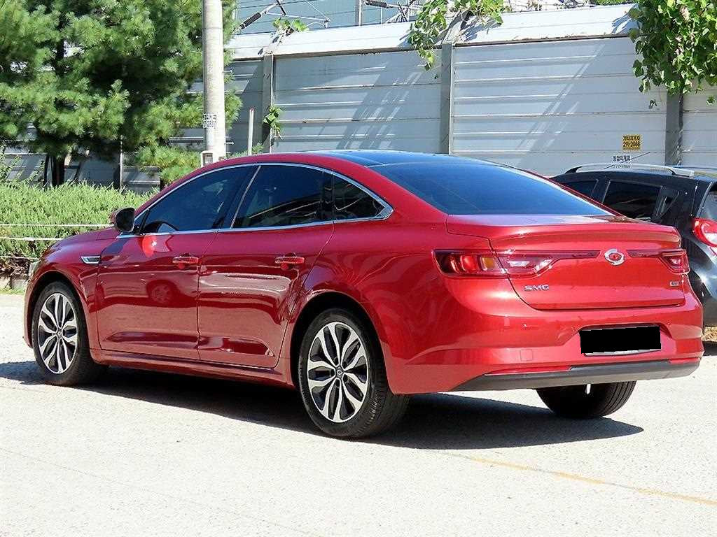 RENAULT SM6 — photo 03