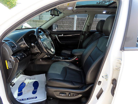 Kia Sorento — photo 05