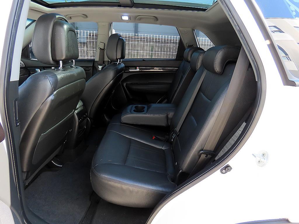 Kia Sorento — photo 06