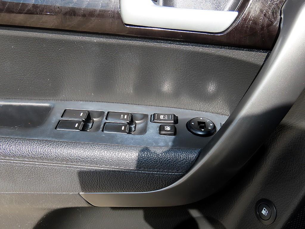 Kia Sorento — photo 11