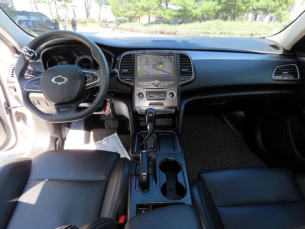 RENAULT SM6 — photo 07