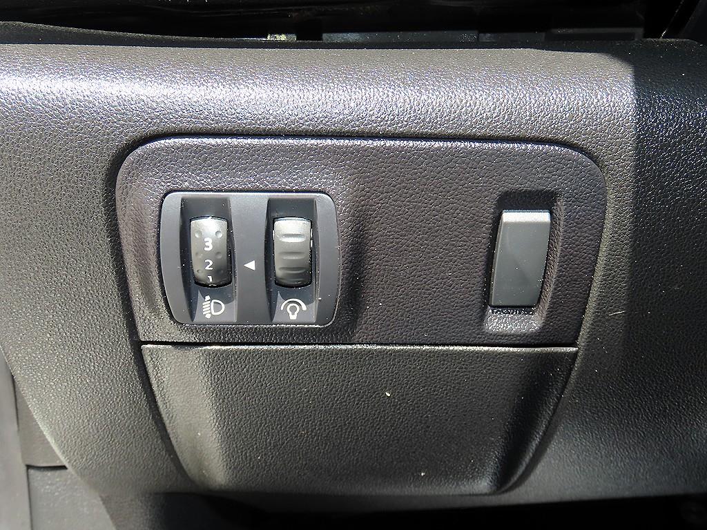 RENAULT SM6 — photo 12