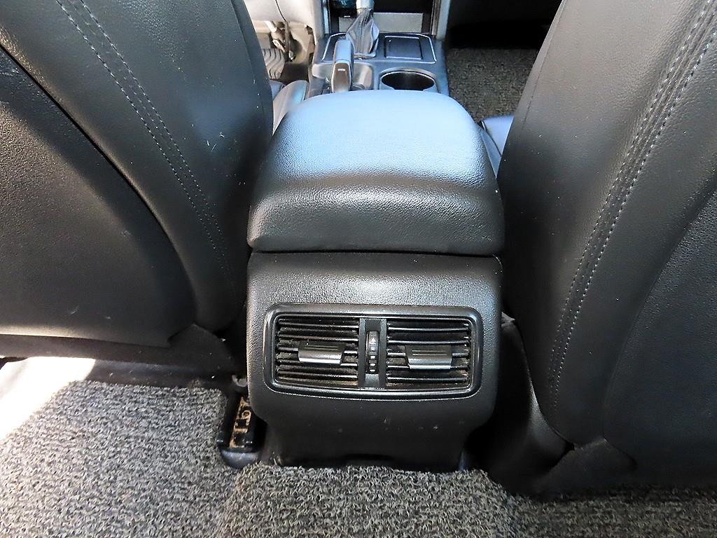 RENAULT SM6 — photo 17