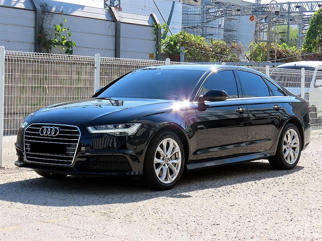 Audi A6 — photo 02
