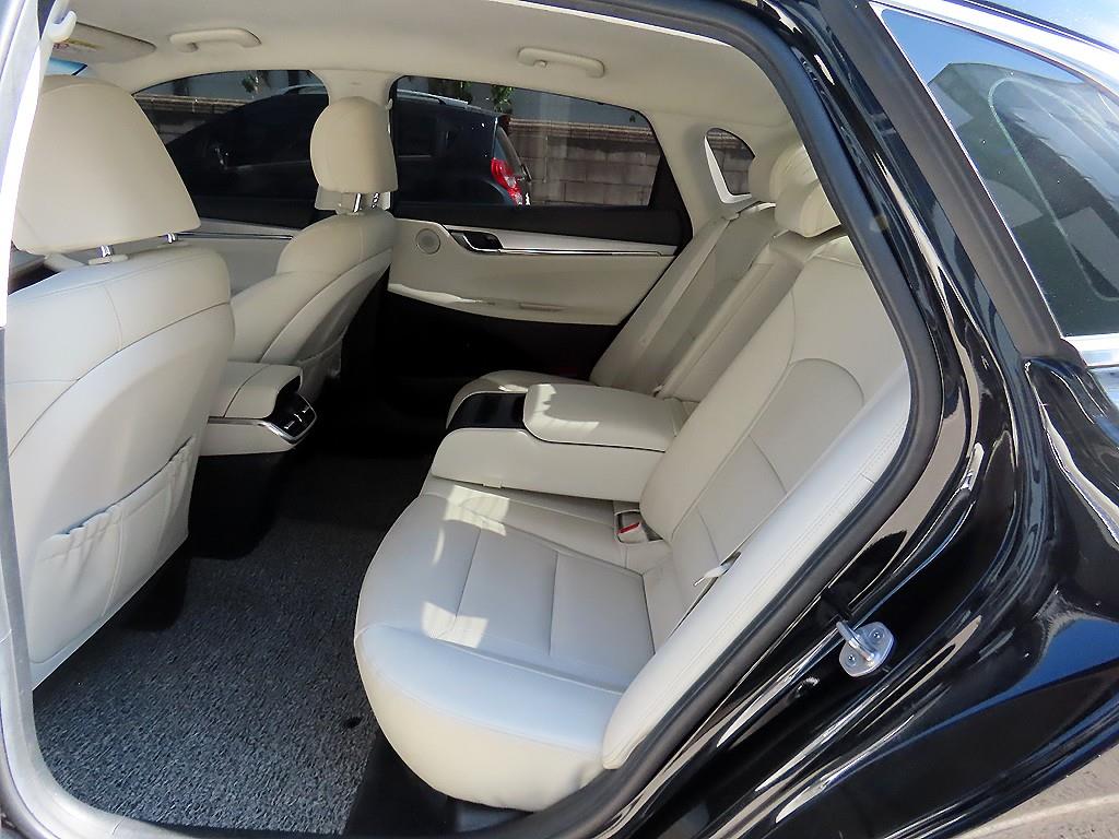 Hyundai Grandeur — photo 06
