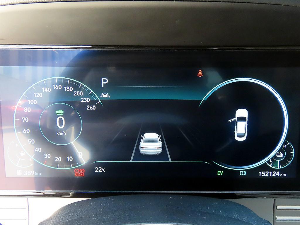 Hyundai Grandeur — photo 09
