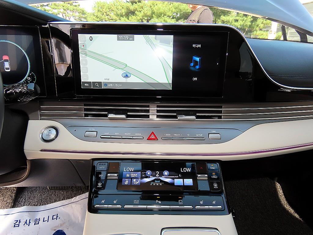 Hyundai Grandeur — photo 14