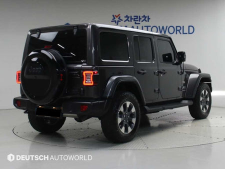 Jeep Wrangler — photo 02