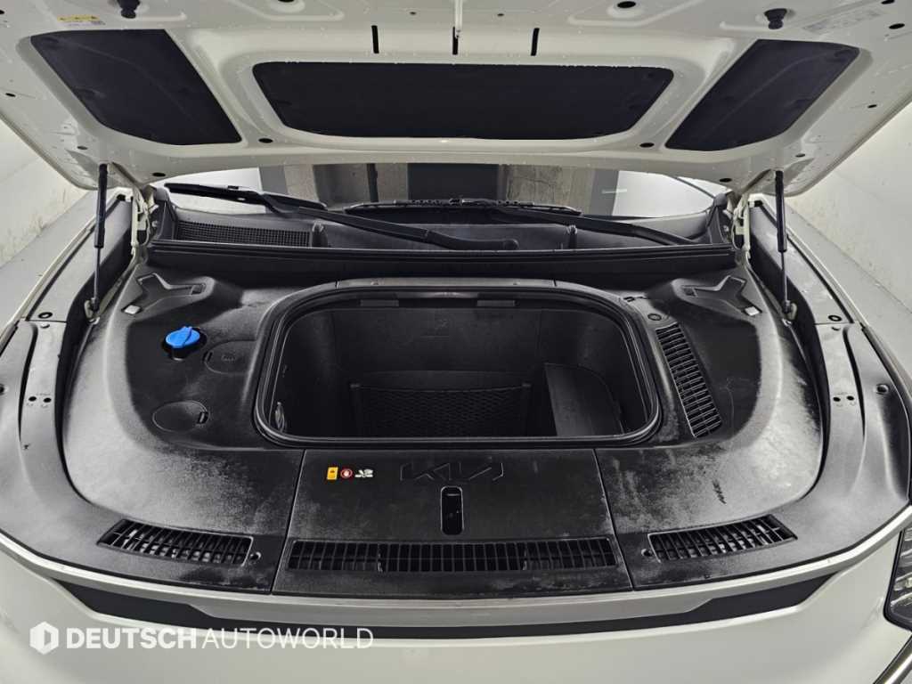 Kia EV9 — photo 06