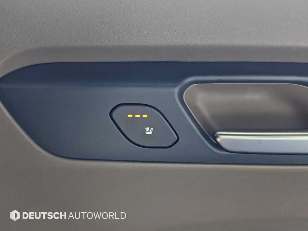 Kia EV9 — photo 16