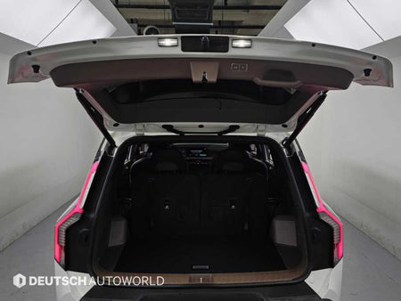 Kia EV9 — photo 19