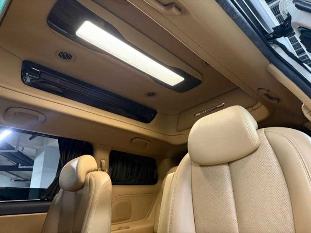 Kia Carnival — photo 14