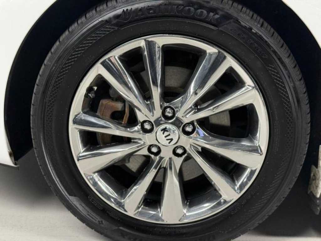 Kia Carnival — photo 20
