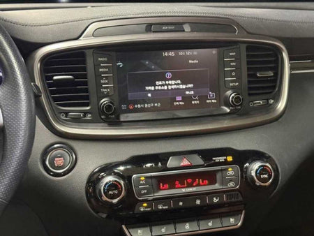 Kia Sorento — photo 13