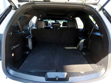 Ford Explorer — photo 17