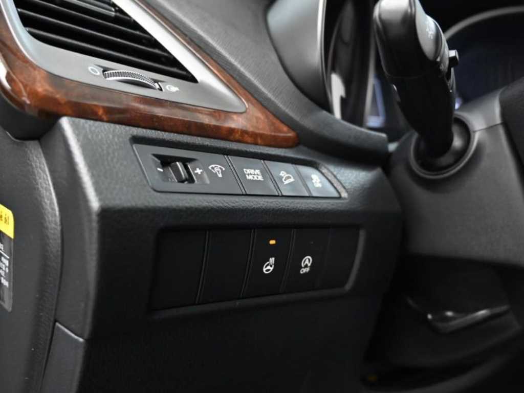 Hyundai Santafe — photo 17