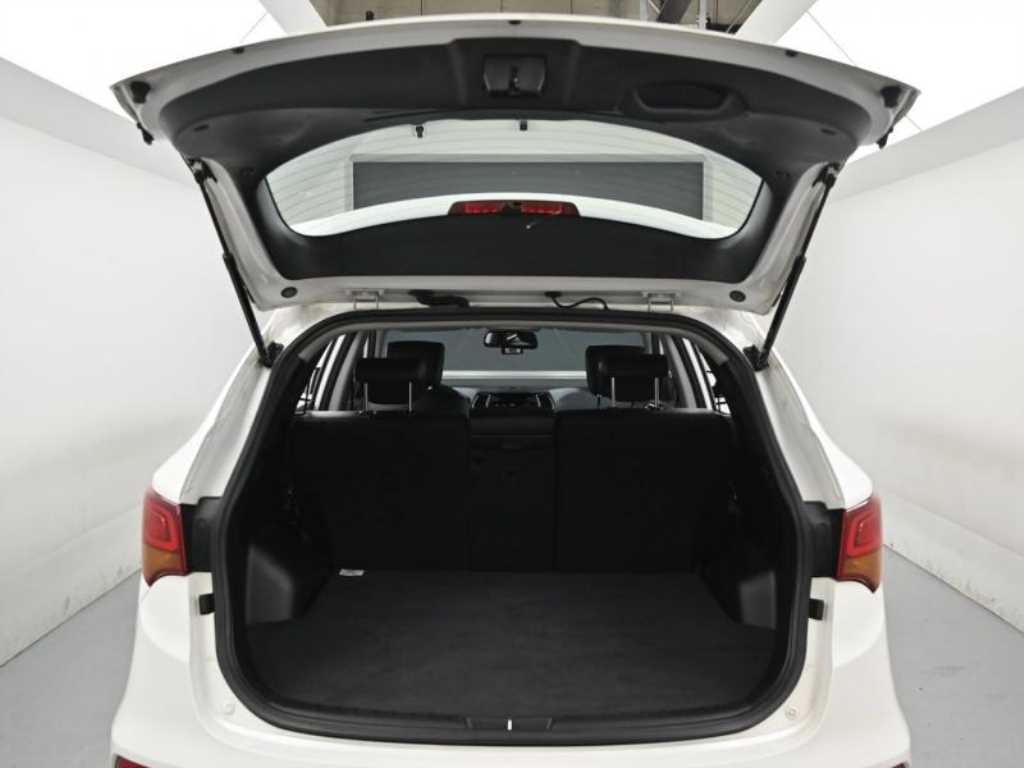 Hyundai Santafe — photo 19