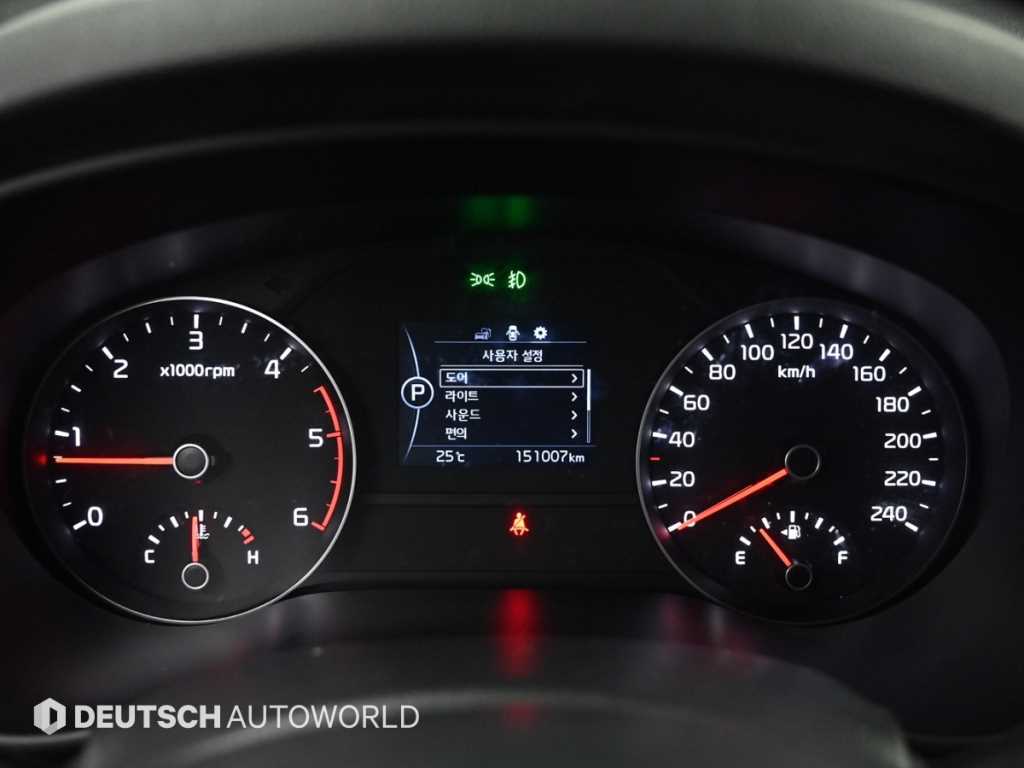 Kia Sportage — photo 08